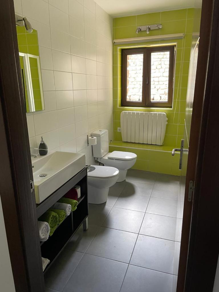 Apartamentos Los Tojos Colsa Kültér fotó