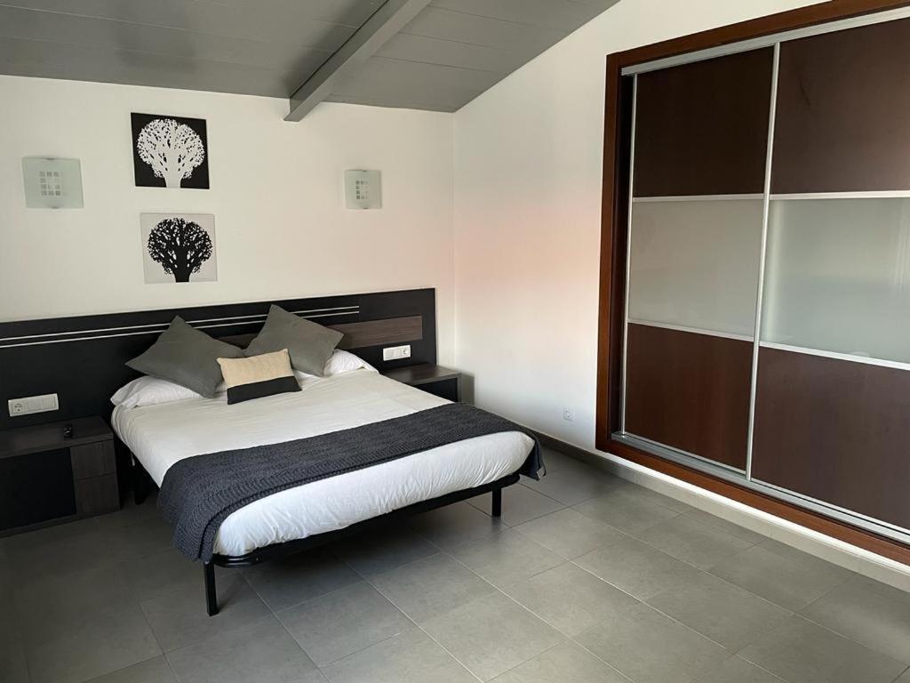 Apartamentos Los Tojos Colsa Kültér fotó